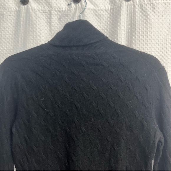 Madison Studio Black Cashmere Cable Knit Turtleneck Sweater Small Preppy - Picture 9 of 9